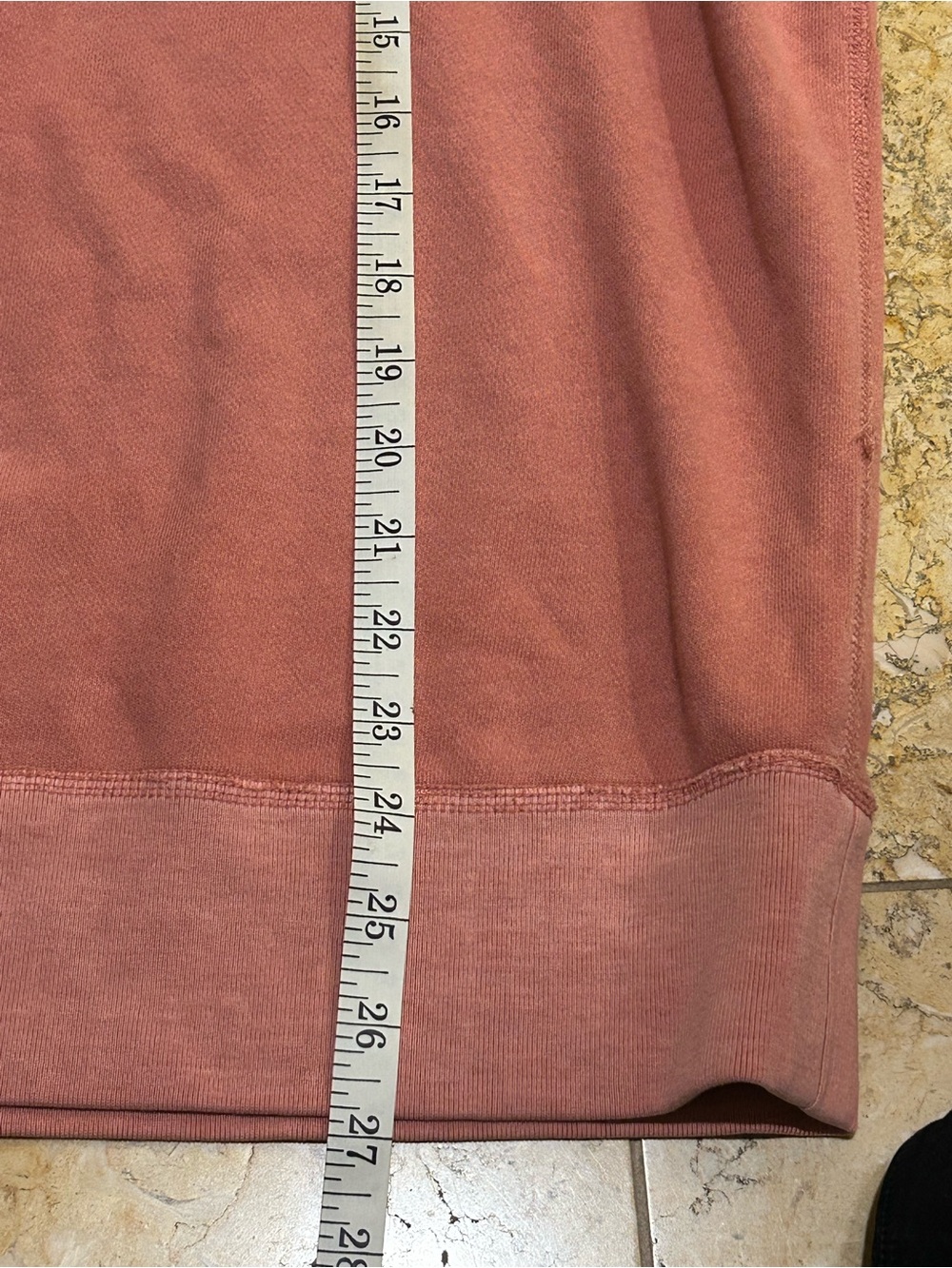 Faherty Men’s Sunwashed Organic Cotton Crewneck Sweatshirt Pink Rose M Like New - Picture 6 of 6